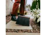 Смотреть изображение 4 Щетка для уборки OneClick FISKARS
