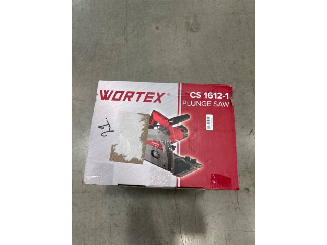 Циркулярная пила погружная WORTEX CS 1612-1 в кор. 1200 Вт, до 59 мм, 6000 об/мин уцененный (00012