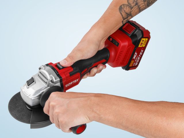 Изображение 9 Аккум. углошлифмашина WORTEX CAG 1812 S в кор. ALL1 XLT SOLO БЕСЩЕТ., 18 В, 125 мм, 9600 об/мин