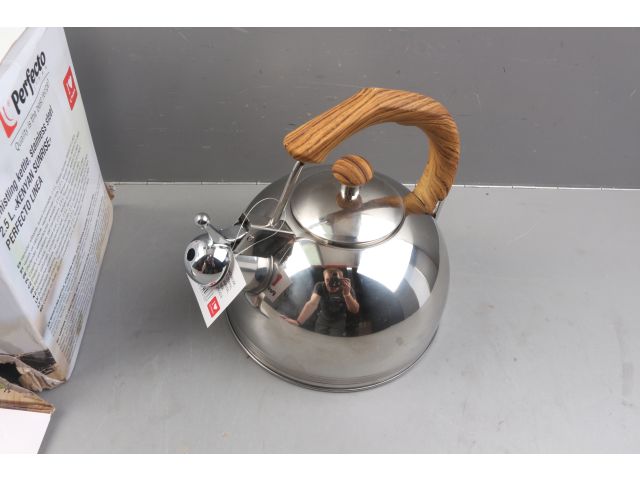 Изображение 2 Чайник со свистком, нержавеющая сталь, 3.0 л, Hibiscus, PERFECTO LINEA уцененный (0328027392)