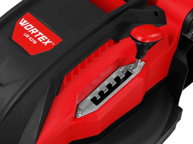 Изображение 5 Газонокосилка электрическая WORTEX LM 4219 1800 Вт, шир.43 см, бесщёт.
