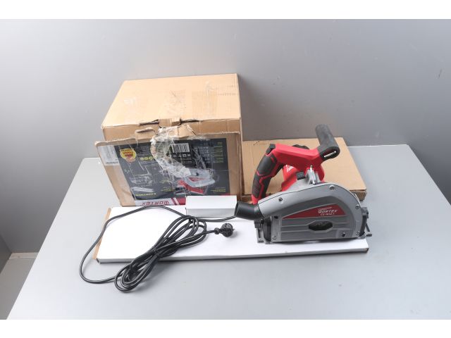 Циркулярная пила погружная с шиной 1,4 м WORTEX CS 1612-1 в кор. 1200 Вт, до 59 мм, 6000 об/мин уц