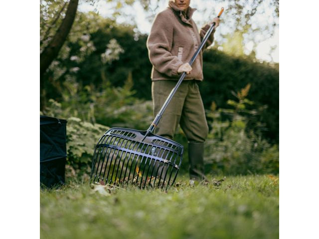 Изображение 5 Грабли-лопата для листьев OneClick FISKARS