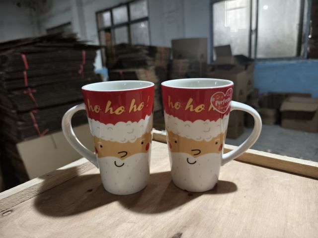 Изображение 1 Кружка керамическая, 400 мл., SANTA'S SECRET-1, PERFECTO LINEA