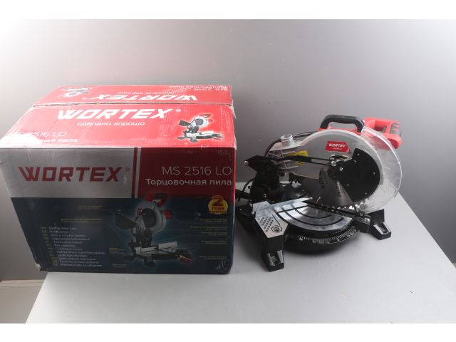 Торцовочная пила WORTEX MS 2516 LO в кор. 1500 Вт, 255 мм, глуб. до 80 мм, шир. до 115 мм, лазер у