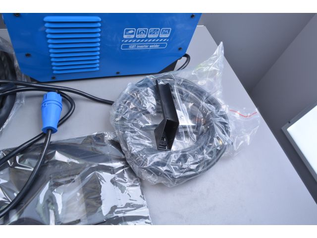 Изображение 7 Инверторный аппарат аргонодуговой сварки SOLARIS TIG-225P AC/DC уцененный (0221750298)