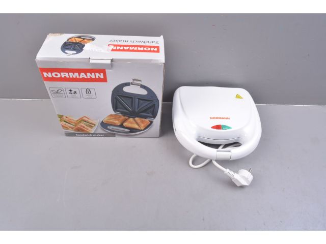 Сэндвичница электрическая NORMANN ASM-313 уцененный (0554952294)
