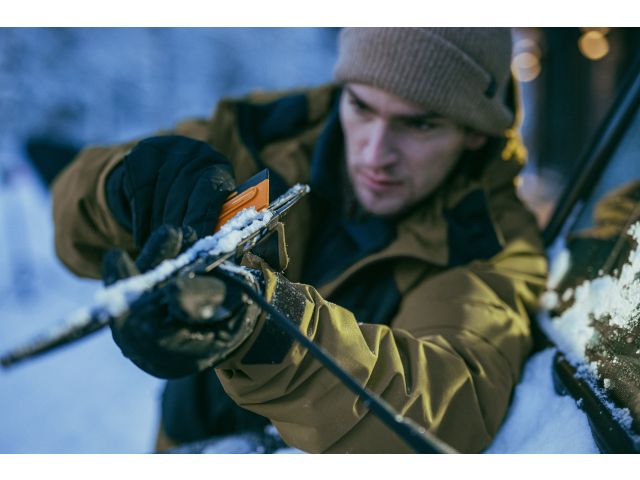 Изображение 4 Скребок автомобильный двусторонний Solid  Duo FISKARS