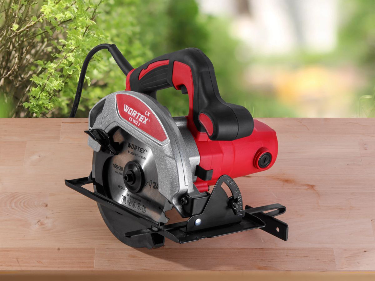 Циркулярная пила WORTEX LX CS 1612-2 в кор. 1200 Вт, 160х20х24Т ...