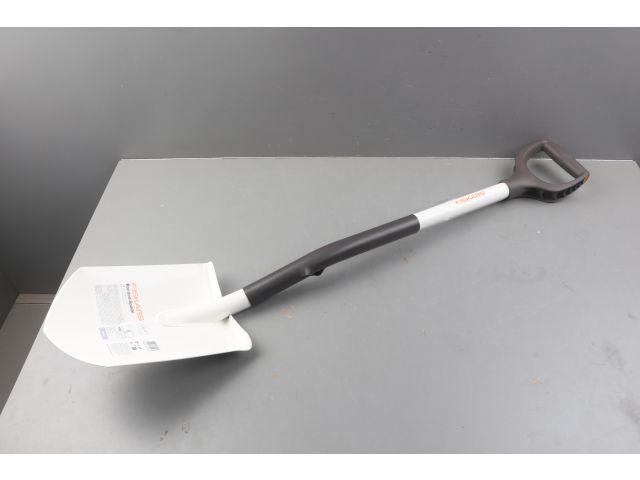 Лопата штыковая White FISKARS уцененный (5279745348)